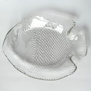 EUC Fish Shaped Embossed Clear Glass Plate Oven-Proof Vintage Made In USA 12 x 9